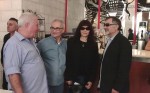 מימין לשמאל: משה איבגי, מיכל בת אדם, משה מזרחי והמפיק יעקב קוצקי. צילום: יוני המנחם.