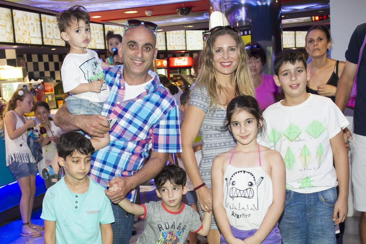 תמונה של יובל "המבולבל" שם-טוב מתוך &quot;גויאבות&quot;