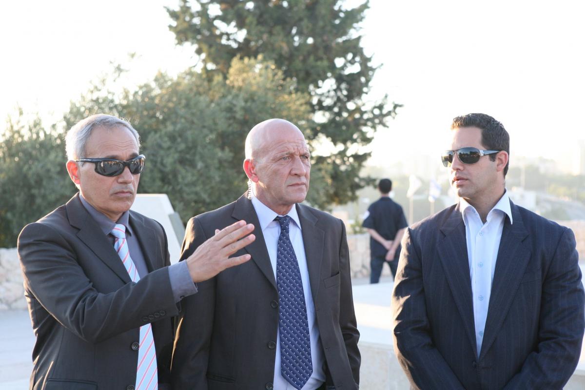 תמונה של עמוס לביא מתוך &quot;סרק סרק&quot;
