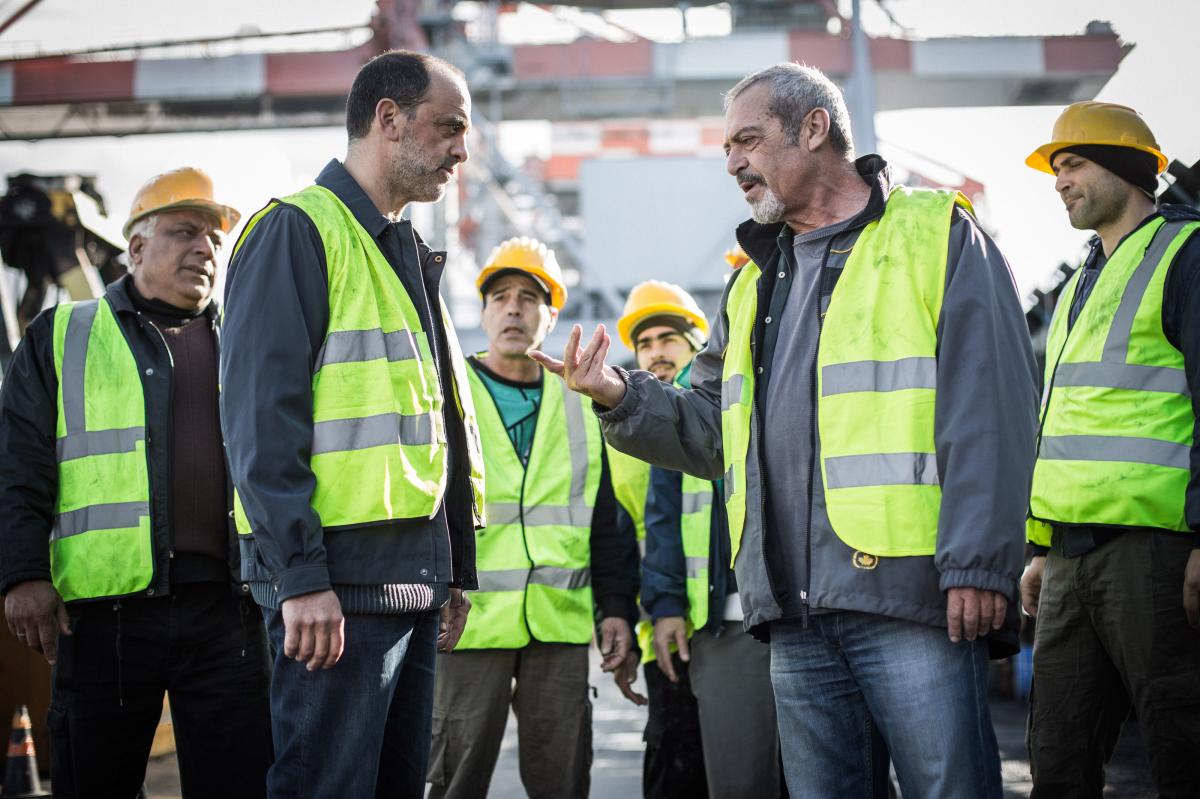 תמונה של יורם חטב עם שמיל בן ארי מתוך &quot;נמל בית&quot;