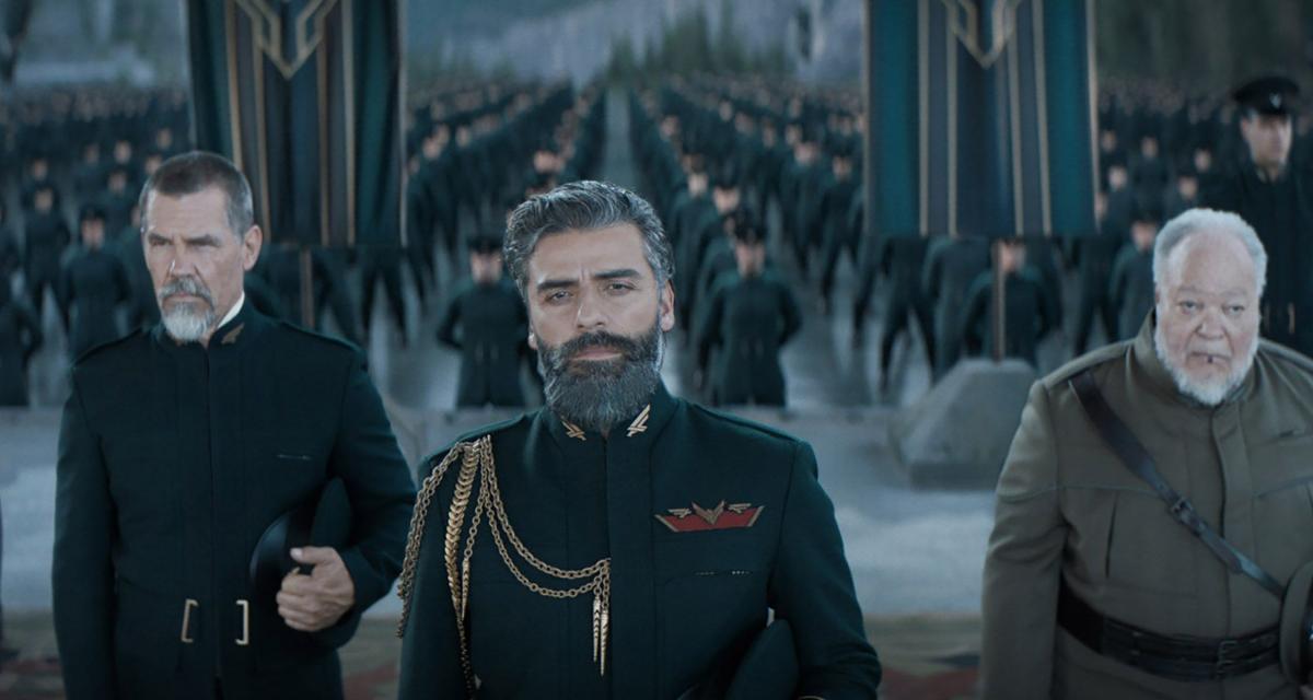 תמונה של ג'וש ברולין עם אוסקר אייזק מתוך &quot;חולית: חלק ראשון&quot;