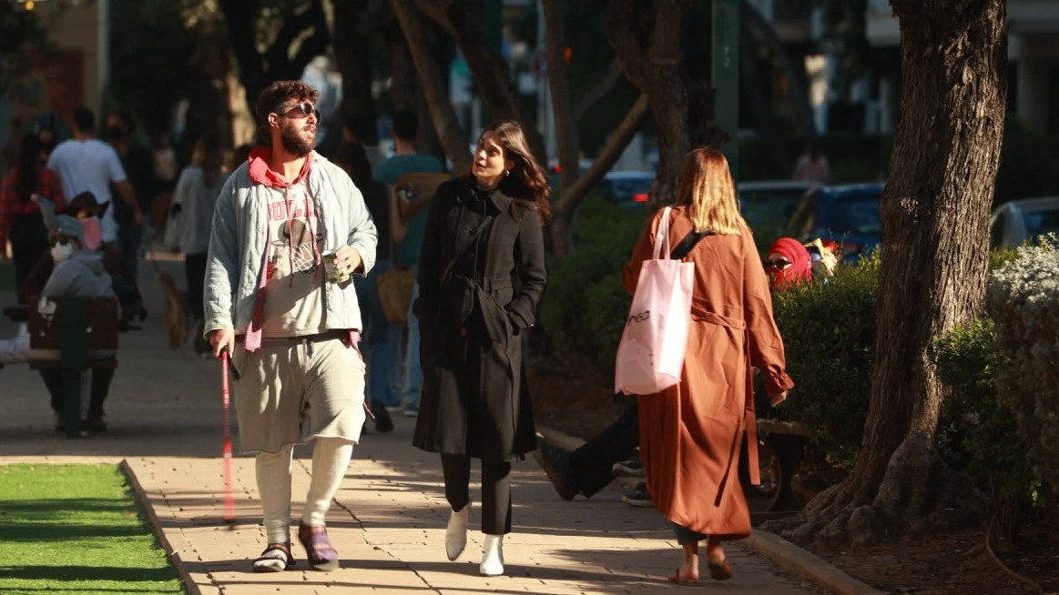 תמונה של צחי סדן עם מי-רן מנקס מתוך &quot;החבר השמן שלי&quot;