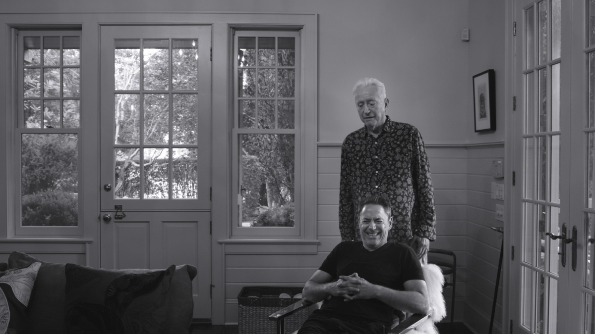 תמונה של רוברט דאוני ג'וניור עם רוברט דאוני סניור מתוך &quot;רוברט דאוני סיניור&quot;