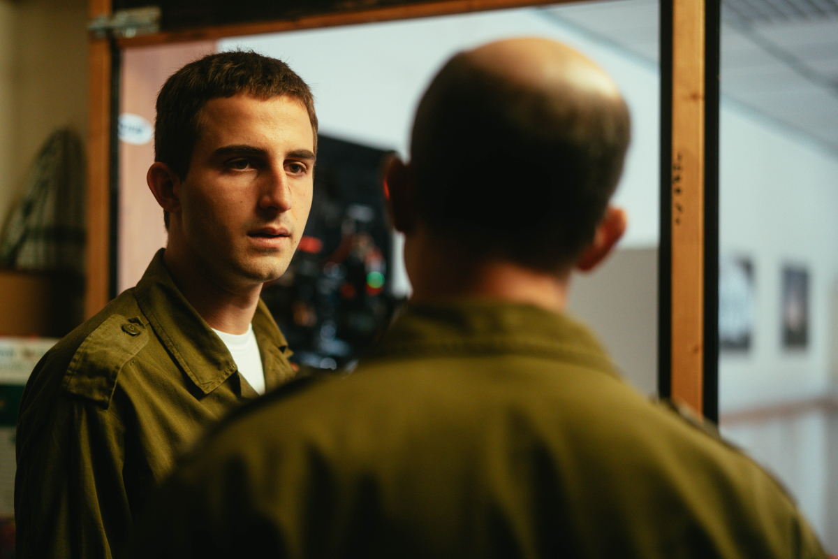 תמונה של אייל אפרתי עם אמיר טסלר מתוך "מטכ"ליסטים"