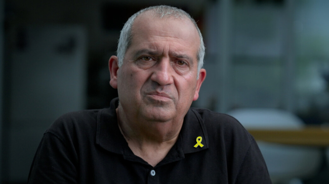 "ארבעה בתים וגעגוע". שמעון אלקבץ.