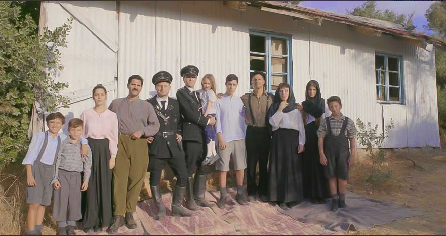 לישון עם האס-אס