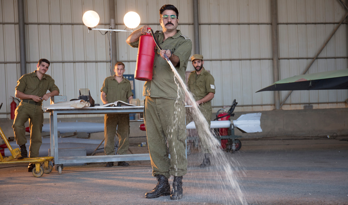 תמונה של אמיר שורוש מתוך &quot;קרב אוויר&quot;