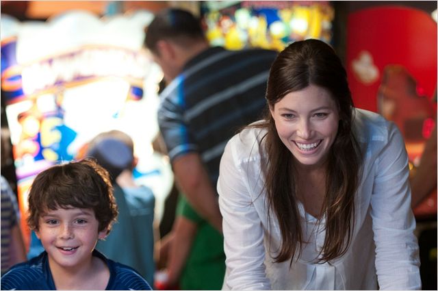 תמונה של ג'סיקה בייל מתוך &quot;לשחק עם הלב&quot;