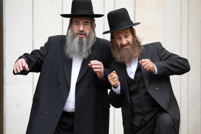 "שטיסל". ששון גבאי, דובל'ה גליקמן.