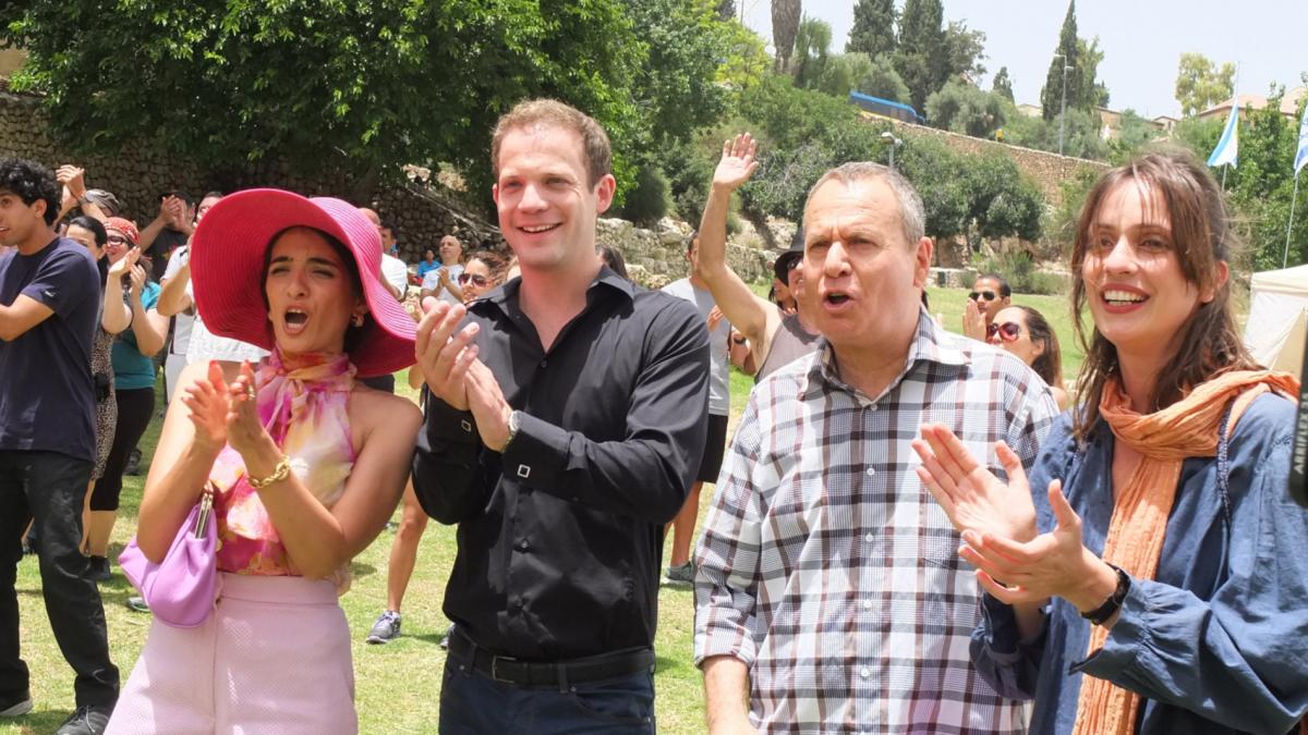 תמונה של רותם זיסמן-כהן עם איתי טיראן, שלמה בראבא, מלי לוי מתוך &quot;זינוק בעליה&quot;