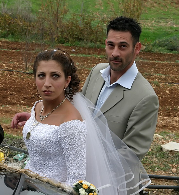 תמונה של אשרף ברהום עם קלרה ח'ורי מתוך &quot;הכלה הסורית&quot;