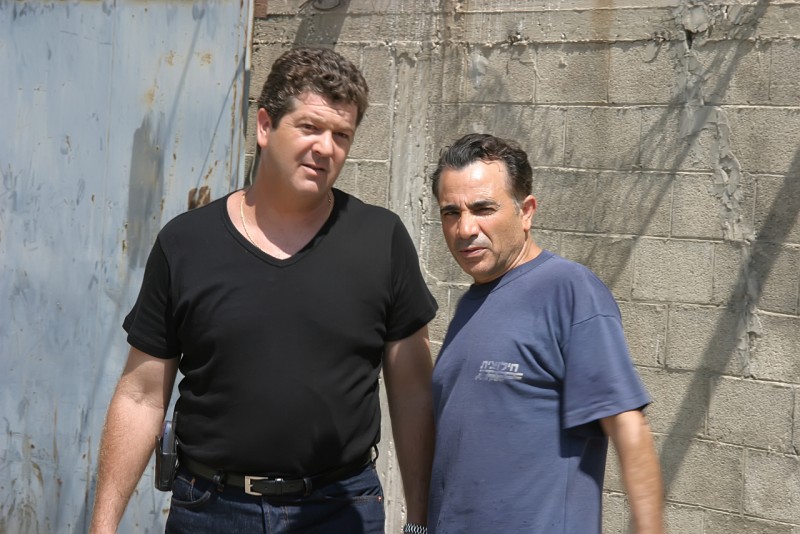 תמונה של משה איבגי עם אבי קושניר מתוך &quot;מטאליק בלוז&quot;