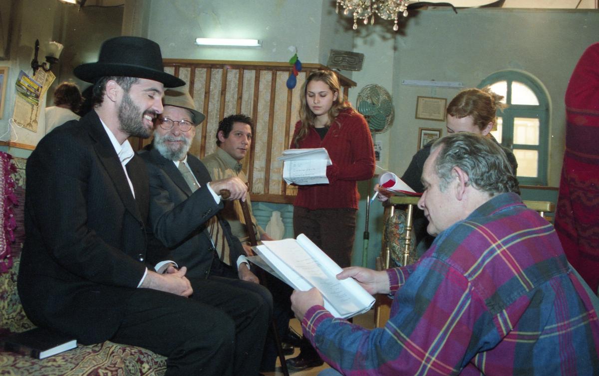 תמונה של אריה אליאס עם יעקב "ינקול" גולדווסר, נבו קמחי מתוך &quot;מעורב ירושלמי&quot;
