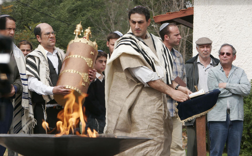 תמונה של גולן אזולאי מתוך &quot;וסרמן - איש הגשם&quot;