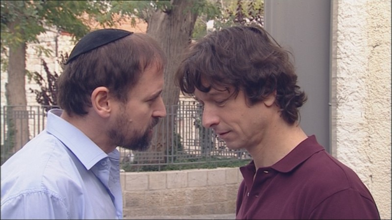 תמונה של ישראל דמידוב עם ברוך ברנר מתוך &quot;ברוריה&quot;